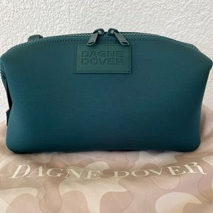 Dagne Dover Hunter Toiletry bag